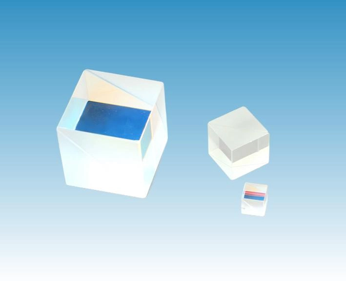 立方体分光プリズムの応用と原理